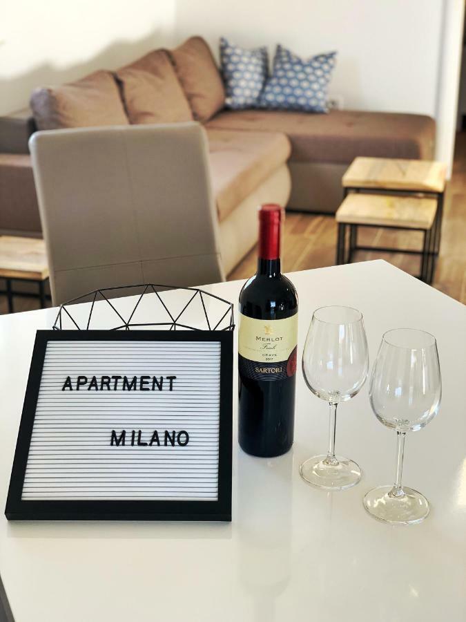Milano Apartment โรกอซนิซา ภายนอก รูปภาพ